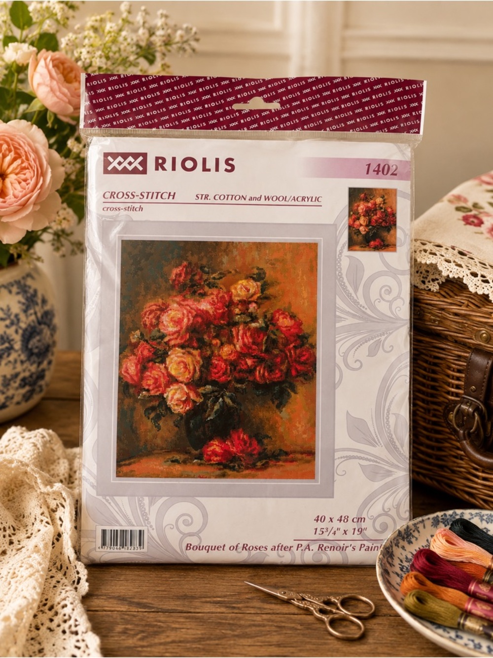 RIOLIS 1402 Renoir Bouquet of Roses Cross Stitch Kit Zweigart 15.75x19 NEW